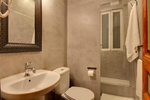 AbraCadabra Suites - image 13