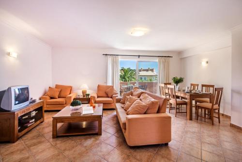 Jardim da Meia Praia Resort - image 14