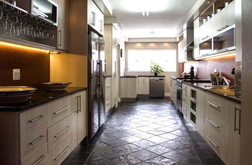 Waves Guest House in Jeffreys Bay