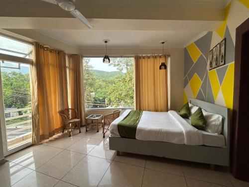 Hotel Clover Inn malsi photo 2