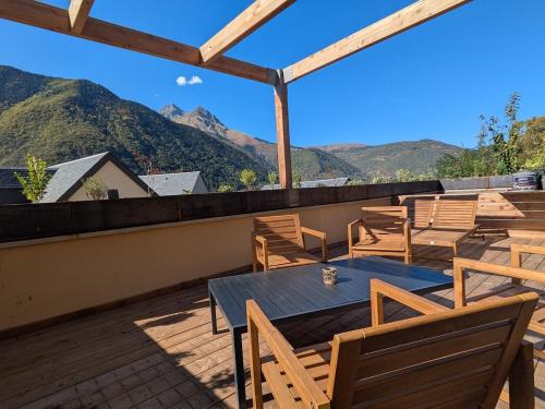 Заобикаляща среда, Maison Aur'Izon - mountain view - petanque court in Camparan
