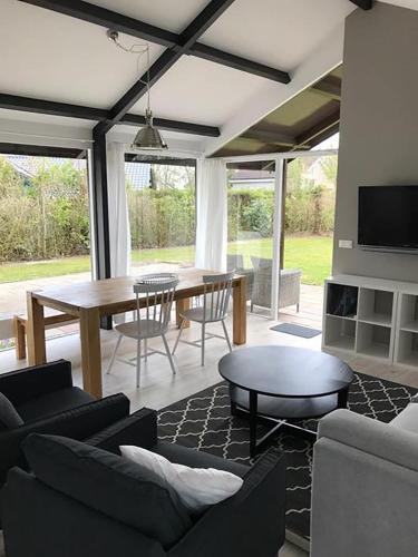 設施, Spacious 6p vacation home with garden in 佐特蘭德