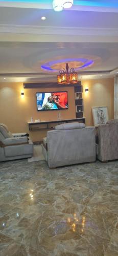 Nest25airbnb in Embu