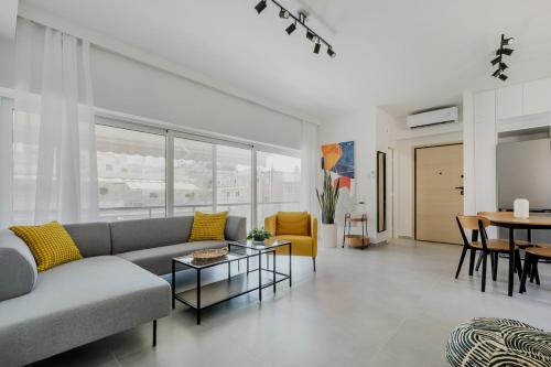 A Place 4U 20 2 Bedrooms & 2 Bathrooms with view of Acropolis - image 8