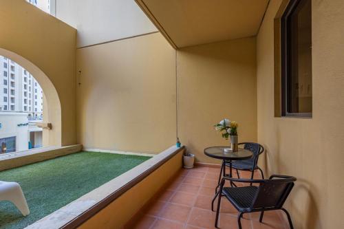 Allsopp & Allsopp - 2-Bedroom Apartment in Bahar 1 JBR - image 13