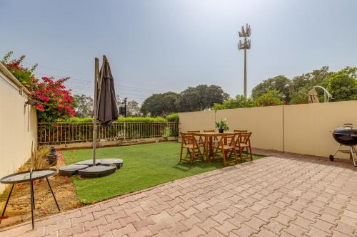 Allsopp & Allsopp - 2-Bedroom with Maids Room Villa in The Springs 8 - image 10