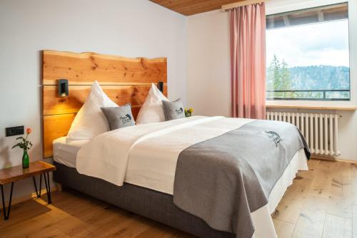 2 twin beds