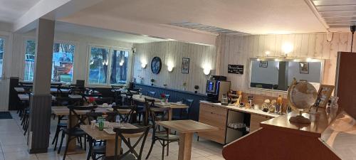 Comida y bebida, Hotel Le P'tit Monde in Montignac