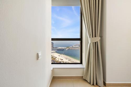 Rimal 5 JBR - 3 Bedroom with Maid's Room Apartment - Allsopp & Allsopp - image 9