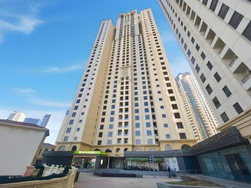 Rimal 5 JBR - 3 Bedroom with Maid's Room Apartment - Allsopp & Allsopp - image 4
