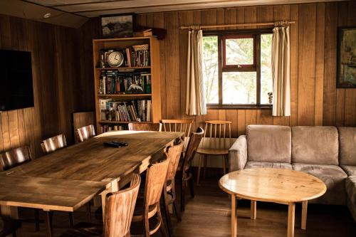 Iekārtas, Reynivellir in Hali