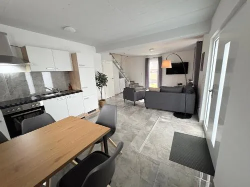 HUGOS Design House - ruhig & modern in Laudenbach, Deutschland