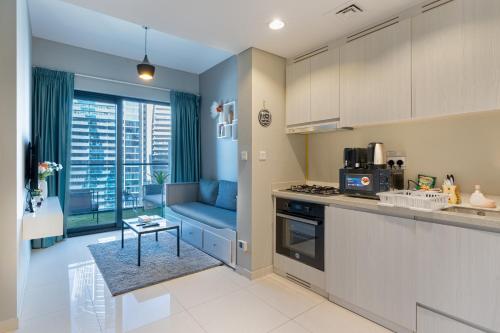 Allsopp & Allsopp - 1-Bedroom Apartment in Zada Tower Business Bay - image 13