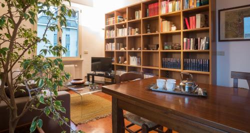 JOIVY Warm Family Flat for 4 with Terrace in Milan, Milán (fotografie 4)