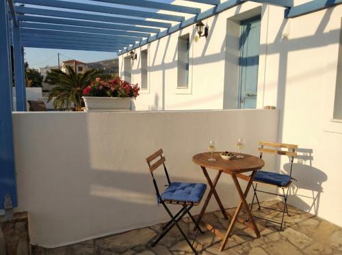 Andros Guesthouses in 앤드로스