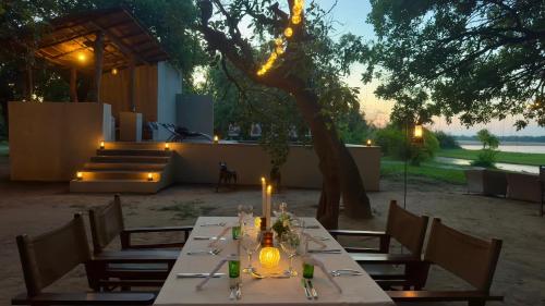 Näkymä ulkoa, Msandile River Lodge in Kakumbi
