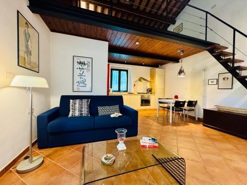 Loft x4 nel borgo con giardino