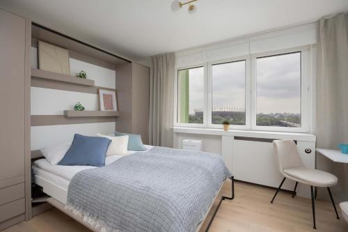 Unique Studio for Remote Work in Warsaw Center with City View by Noclegi Renters