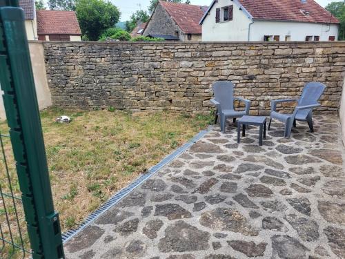 L'Etalon, maison dans corps de ferme in Chailly-sur-Armancon (Bourgogne)