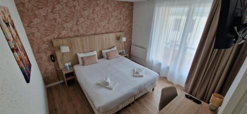1 queen bed