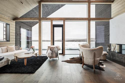 The Lakeview by Hilla Villas in 阿卡斯洛姆波羅