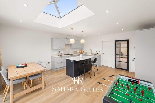 Stylish 3-Bedroom Home in Maidenhead - Sleeps 5 - Parking in Maidenhead