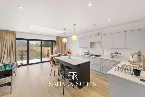 Stylish 3-Bedroom Home in Maidenhead - Sleeps 5 - Parking in Maidenhead