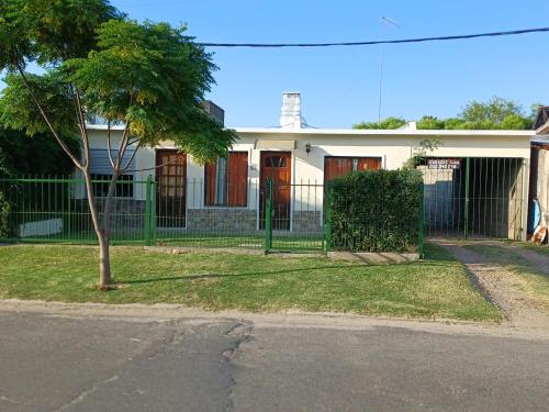 Casa Bulevar, con buen equipamiento y servicios