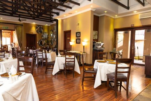 Restaurant, Premier Hotel Anta Boga in Bloemfontein