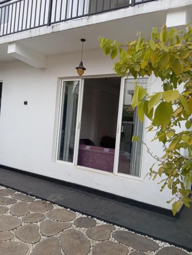 Seven Crest Hotel Anuradhapura in アヌラーダプラ