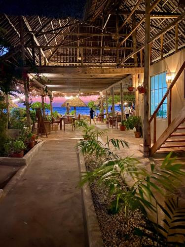 Afro Divers Lodge in Wete