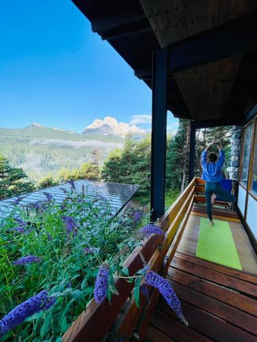 Erkély/terasz, Modernist Chalet in Borca di Cadore
