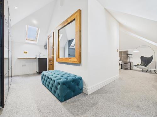 Green Hat Stays - Chepstow - Harvax House in Chepstow