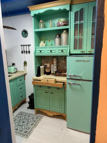 Cozinha, السحر -שחר in Acre