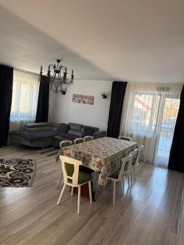 Iekārtas, Casa Diaconu in Ciocănești