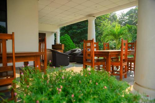 Heritage kalawewa holiday resort  in Palagala