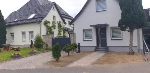 Ferienwohnung zur Burg in Crölpa, Deutschland