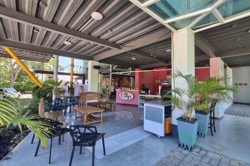 Restaurant, Amaya View in Macasandig