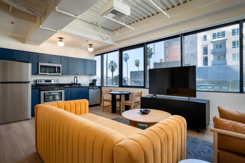 Kasa Sunset Los Angeles 2