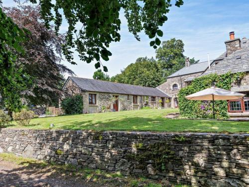 Iekārtas, 2 Bed in Callington oc-tyler in Linkinhorne