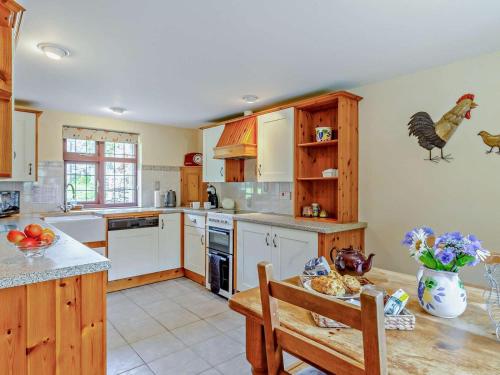 Iekārtas, 2 Bed in Callington oc-kates in Linkinhorne