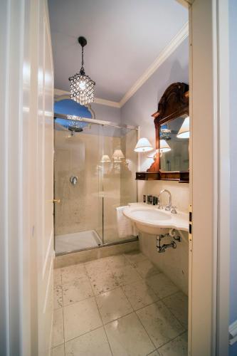 Junior Suite image 5