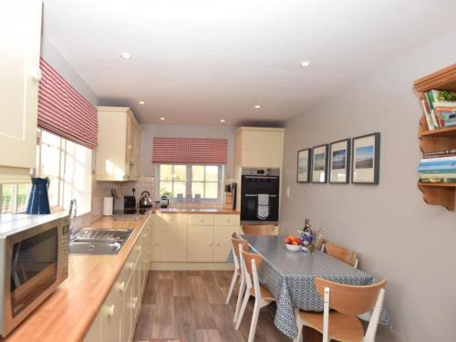 Iekārtas, 3 Bed in Kettlestone oc-kt037 in Kettlestone