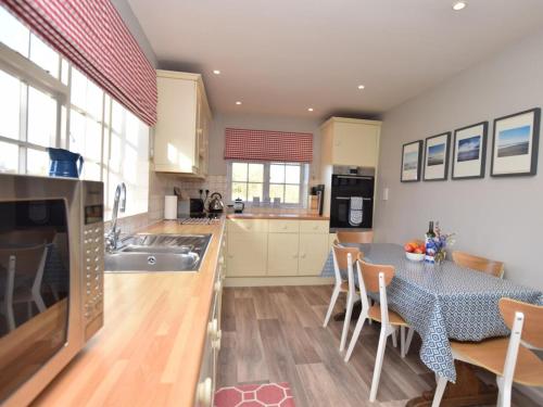 Iekārtas, 3 Bed in Kettlestone oc-kt037 in Kettlestone