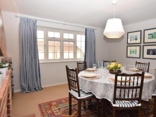 Iekārtas, 3 Bed in Kettlestone oc-kt037 in Kettlestone