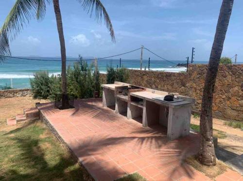 Casa a pasos del mar en Playa el Agua – khách sạn tại Playa El Agua