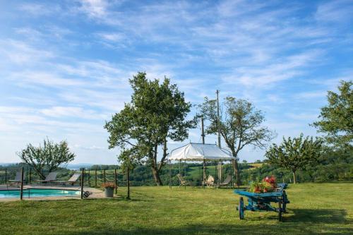Dārzs, LA CASA DI TALIN - Camere e appartamenti - Accoglienza adults only in Serravalle Langhe