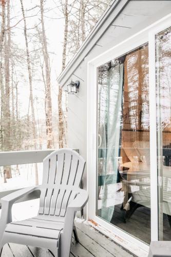 Pet Friendly Home in White Mountains NH - Close to Trails, Slopes & Story Land in Albany (NH)