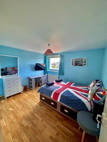 4-bedroom flat near BigBen,Parliament & London Eye, London