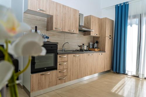 2 bedrooms, 3 beds